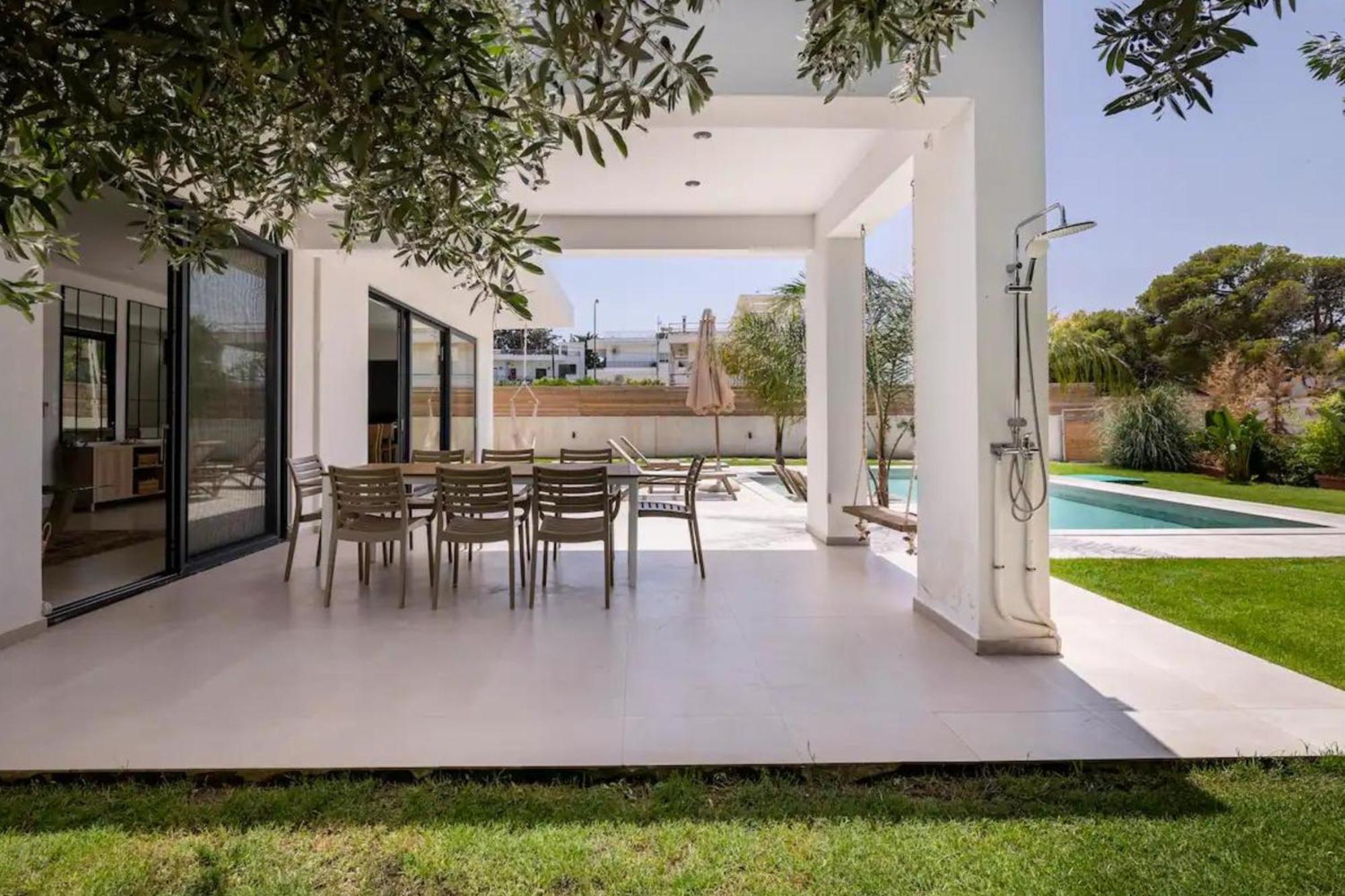 Villa Kala Loutraki - Private Pool & Sauna I Beach Eksteriør bilde
