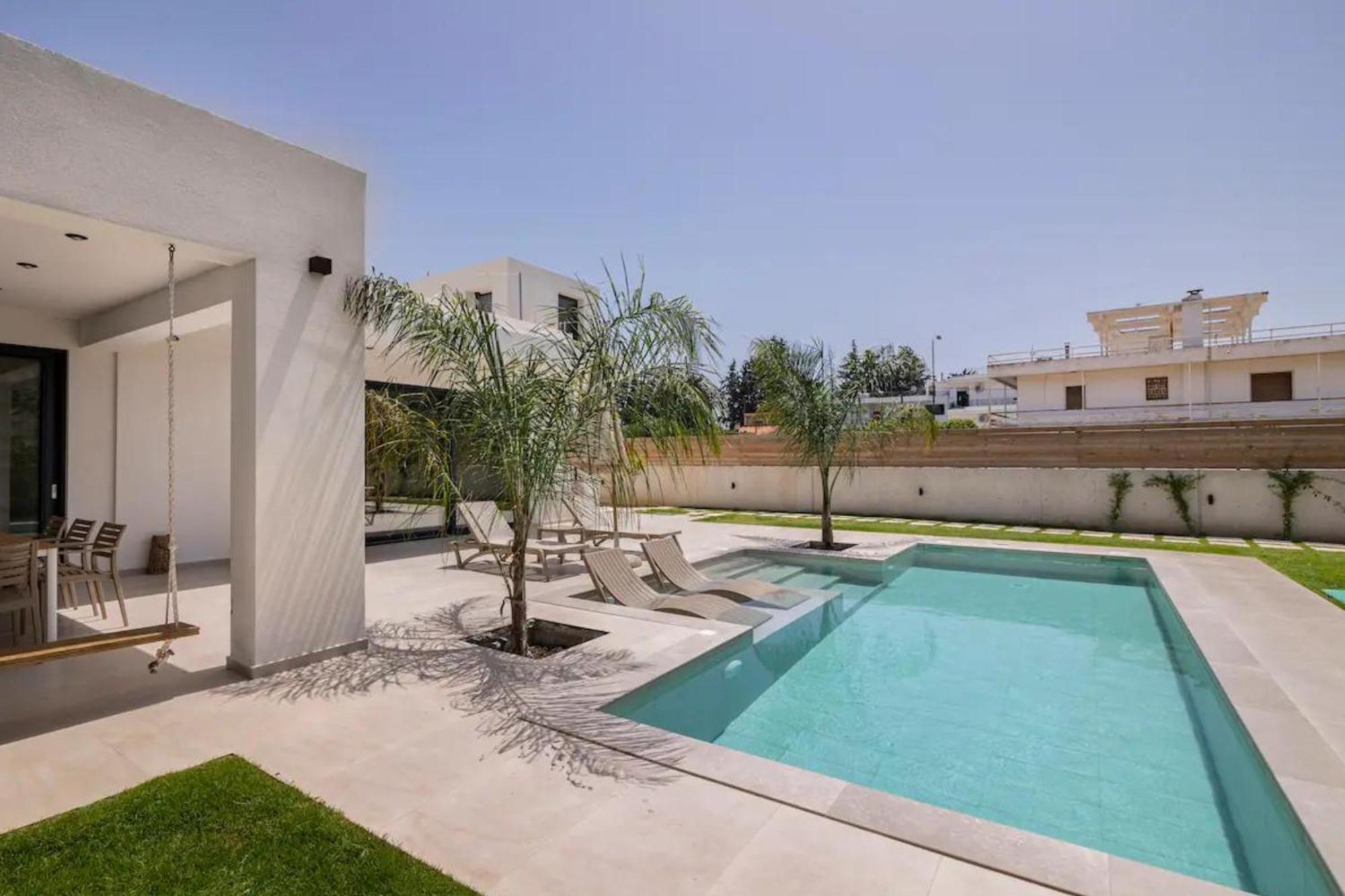 Villa Kala Loutraki - Private Pool & Sauna I Beach Eksteriør bilde
